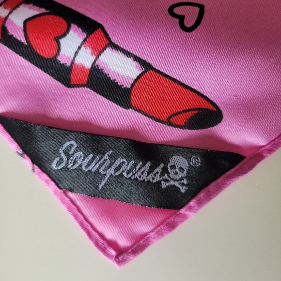 Sourpuss Rosie Hair Scarf In Pink Lipstick Print, VGUC - Picture 3 of 3